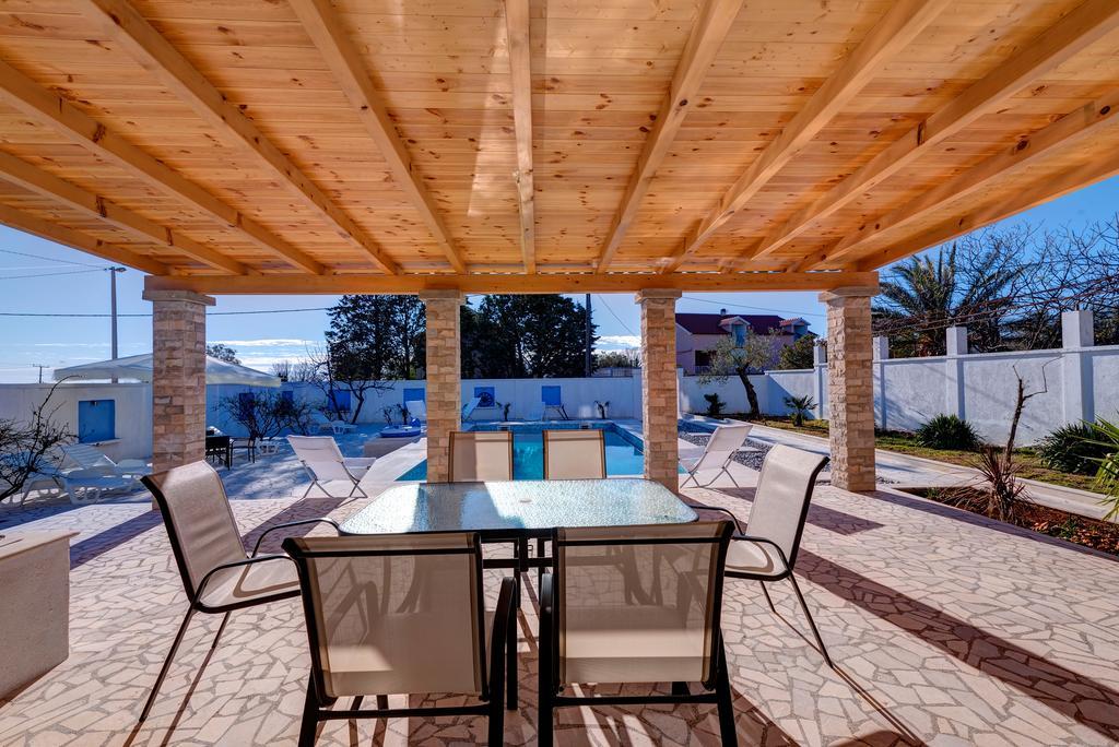 Villa Sandy Apartments Tivat Exterior photo
